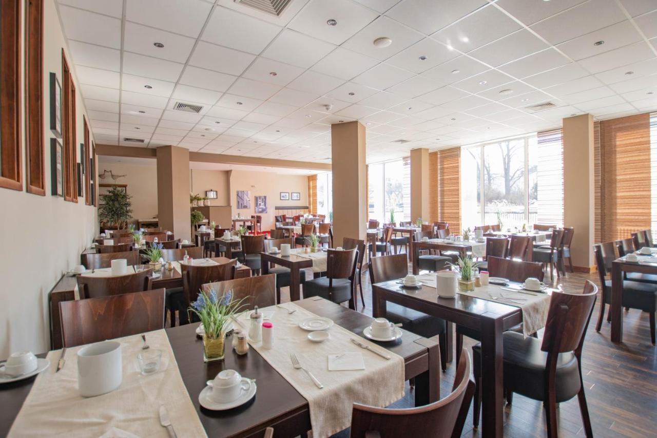 Hotel Tanne Ilmenau Ngoại thất bức ảnh